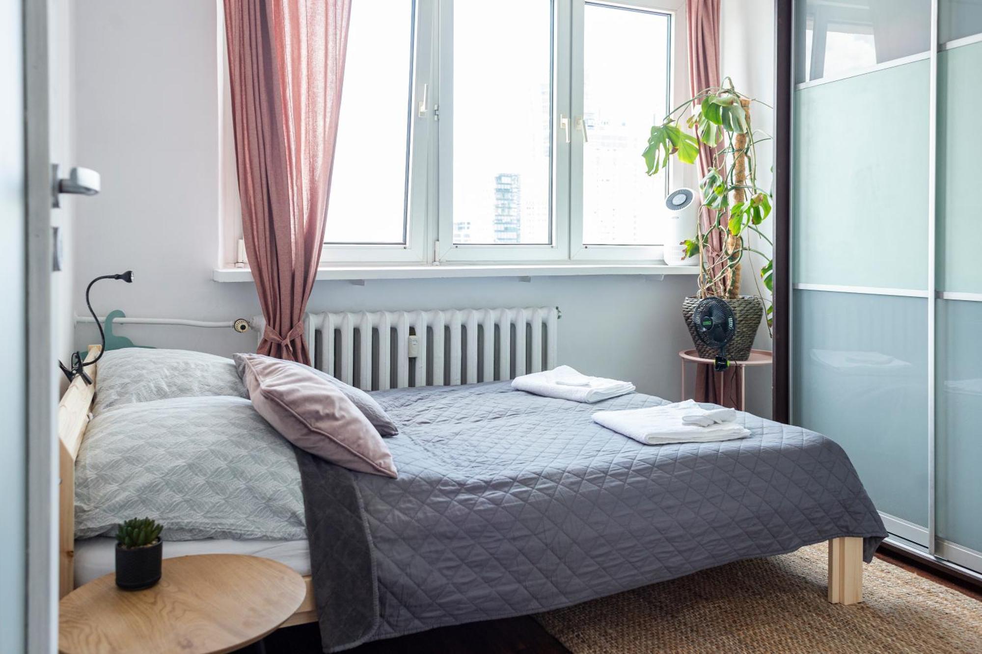 Iron Sunset Apartment Варшава Экстерьер фото